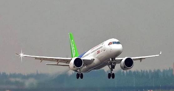 COMAC C919 at takeoff