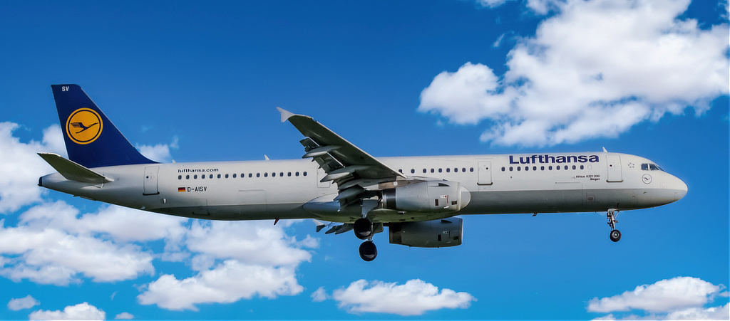 Airbus A321 D-AISV of Lufthansa