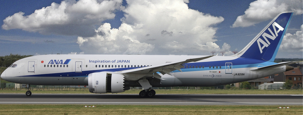 Boeing 787-8 Registration JA828A of ANA